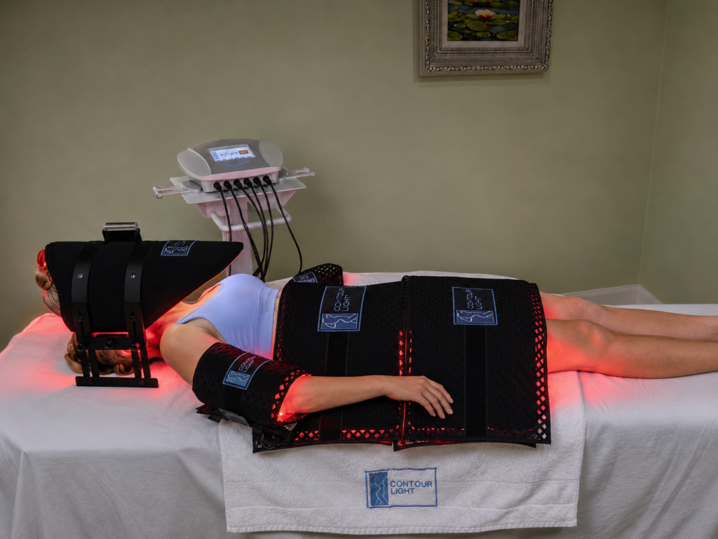 Can Red Light Body Contouring Help With Stubborn Fat? What Broadview Patients Should Know